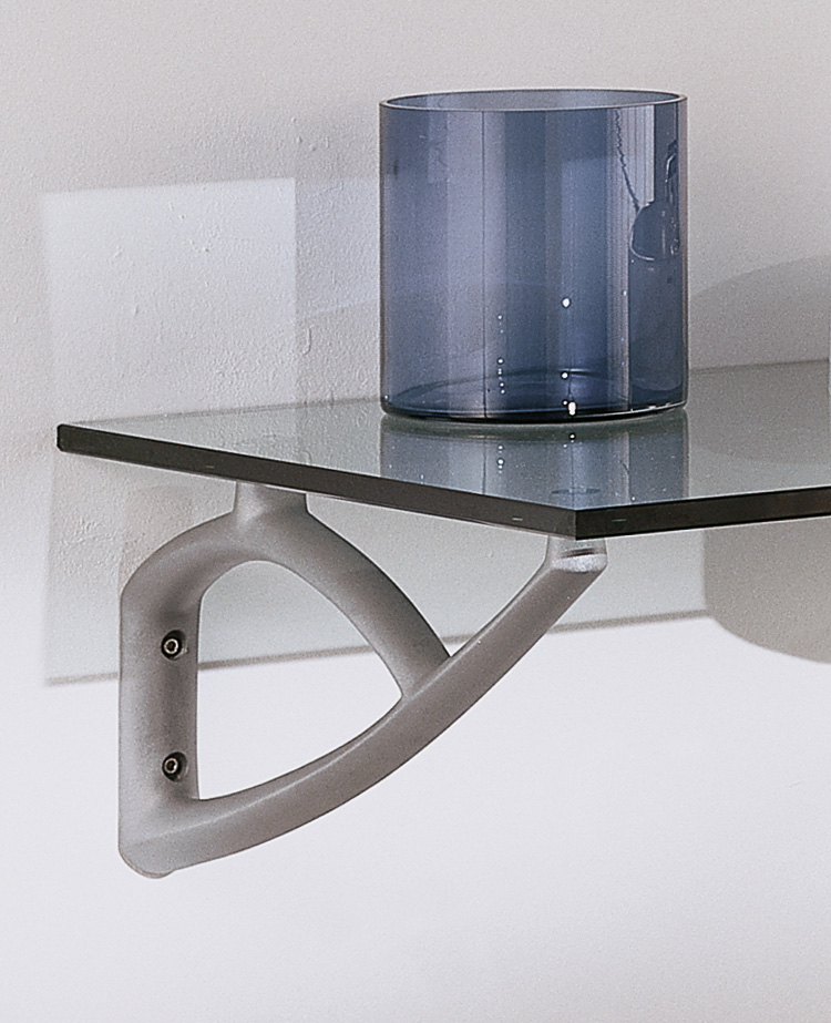 arco-bracket-bathroom-novum-miguel-herranz-detail