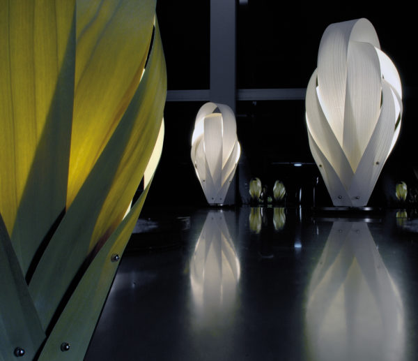 cactus-table-lamp-lzf-lamps-miguel-herranz-ambient-wooden
