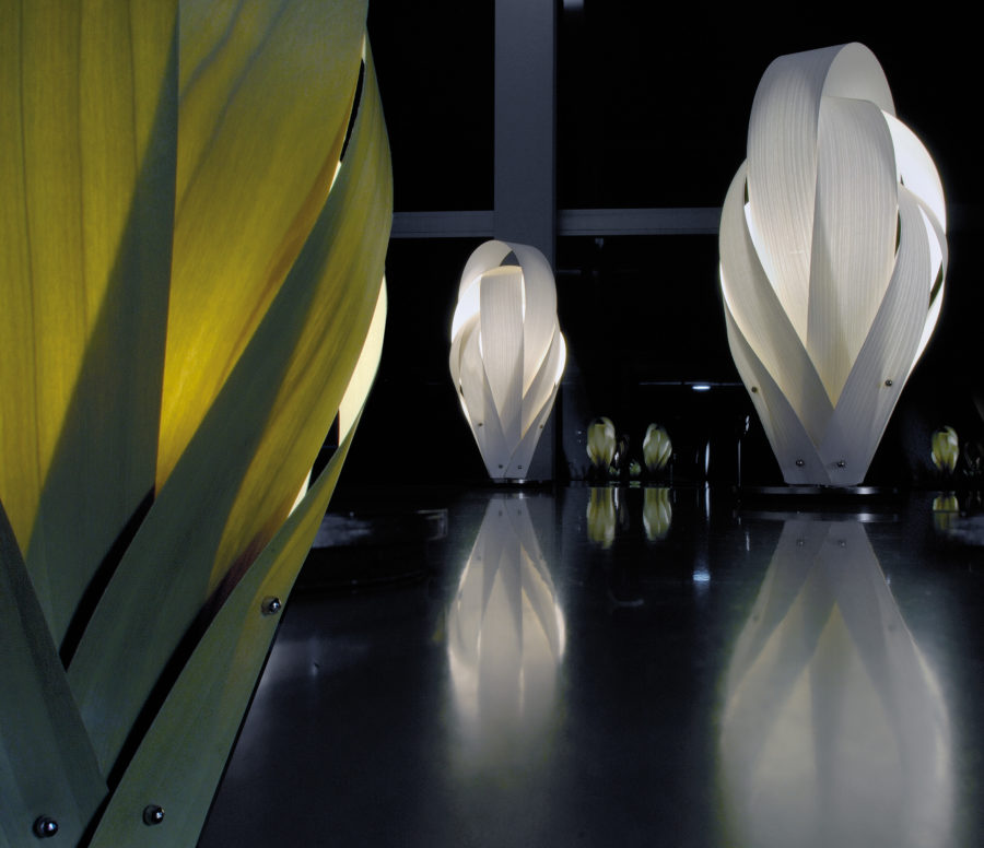 cactus-table-lamp-lzf-lamps-miguel-herranz-ambient-wooden