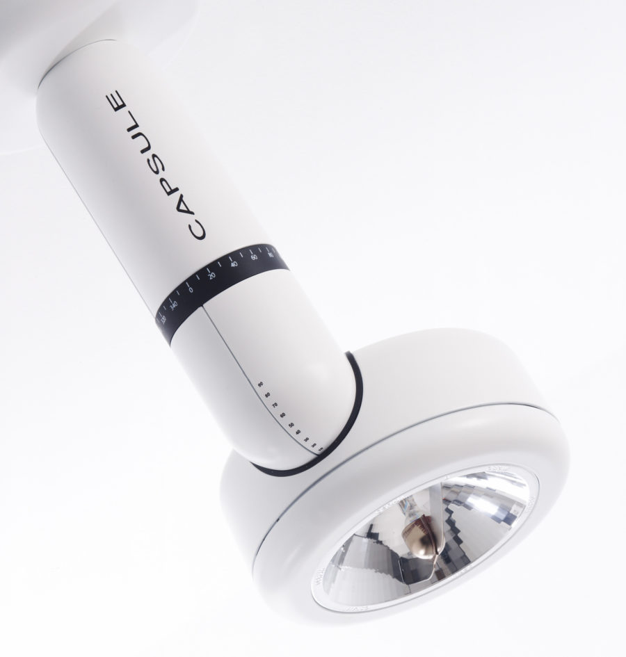 capsule-spot-blux-miguel-herranz-white