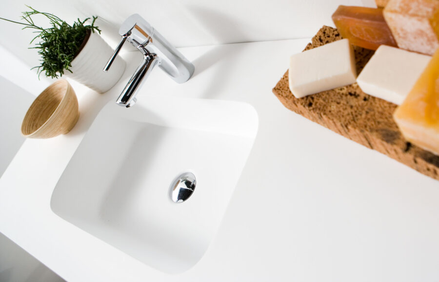 life-banos-10-miguel-herranz-design-bath-worktop-white