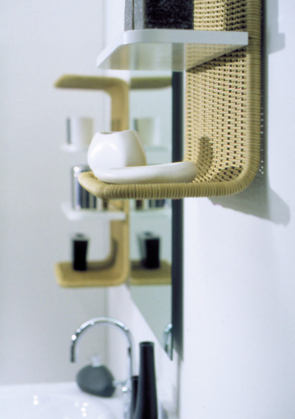 mediterranean-bathroom-shelves-novum-miguel-herranz-wall