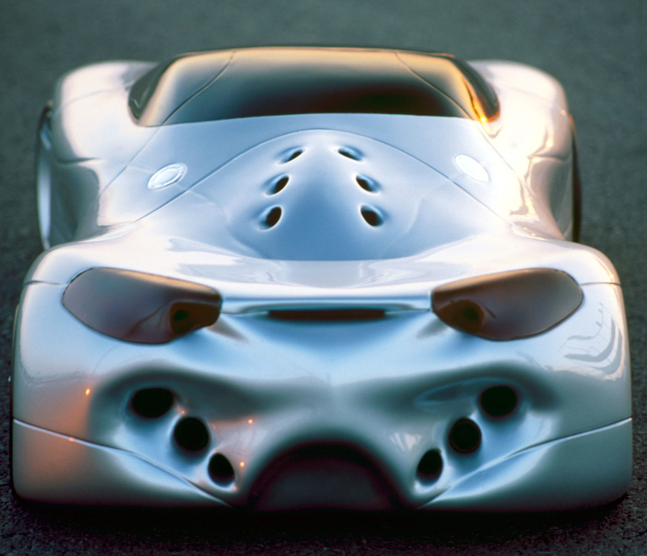 plasma-1995-miguel-herranz-sports-car-back