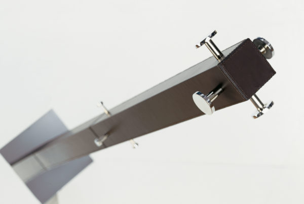 totem-coat-rack-manufacturas-celda-miguel-herranz-leather