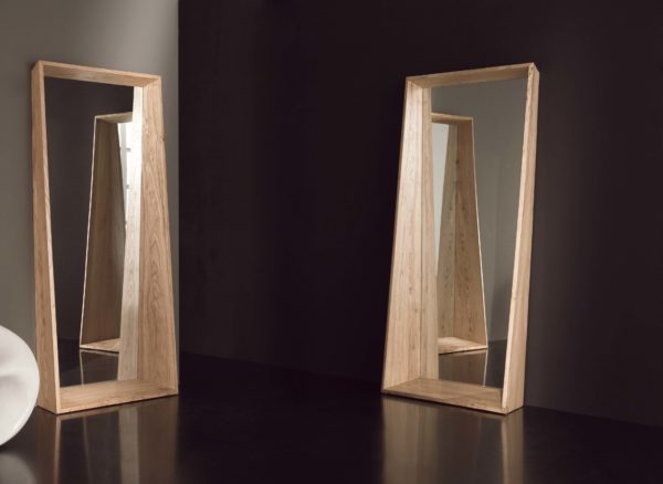 veo-mirror-uconcept-miguel-herranz-wooden