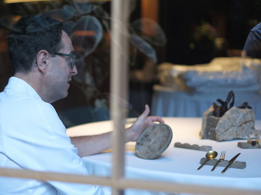 stone-tableware-items-nerinea-ricard-camarena-chef-miguel-herranz-designer